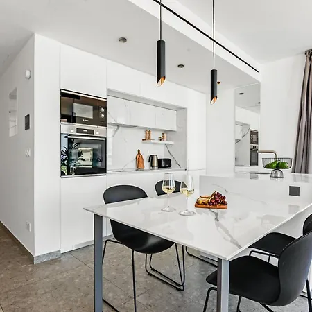 Sanders Gaia - Bright Two-bedroom With Sea View Apartament Larnaca