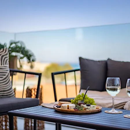 Sanders Gaia - Bright Two-bedroom With Sea View Ларнака