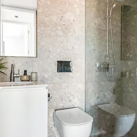 Sanders Gaia - Bright Two-bedroom With Sea View Apartmán Larnaca