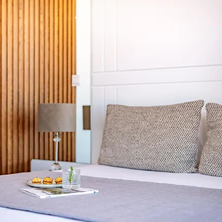 Sanders Gaia - Bright Two-bedroom With Sea View Apartmán *